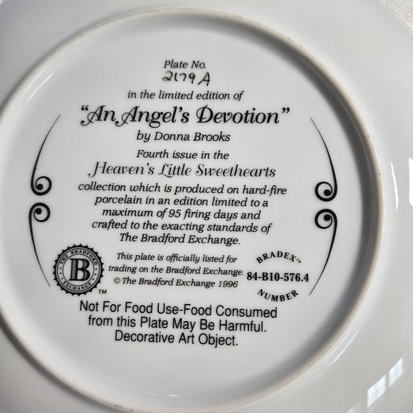 The Bradford Exchange "An Angel's Devotion " - Picture 3 of 3